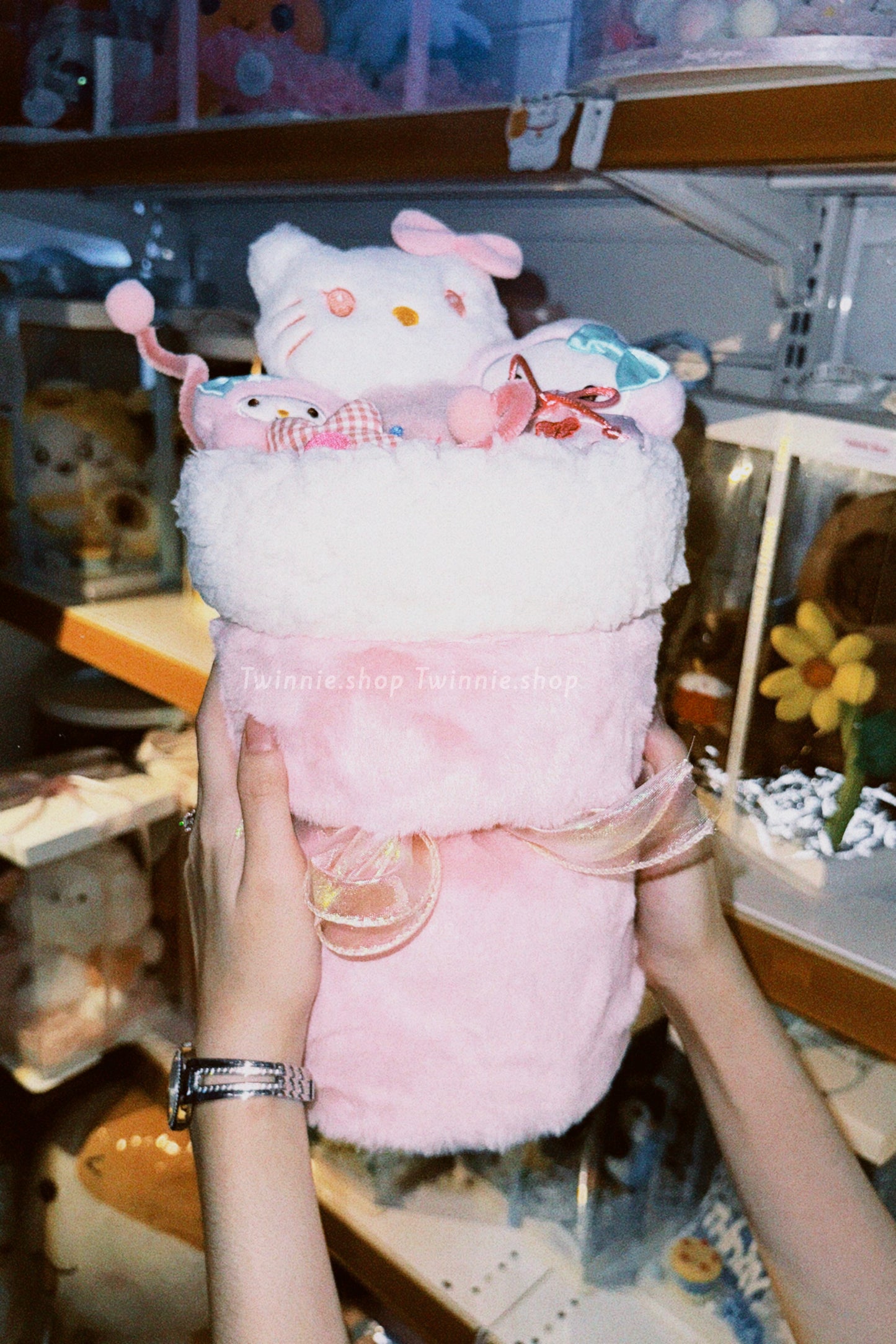 FW | Kitty flower bunch