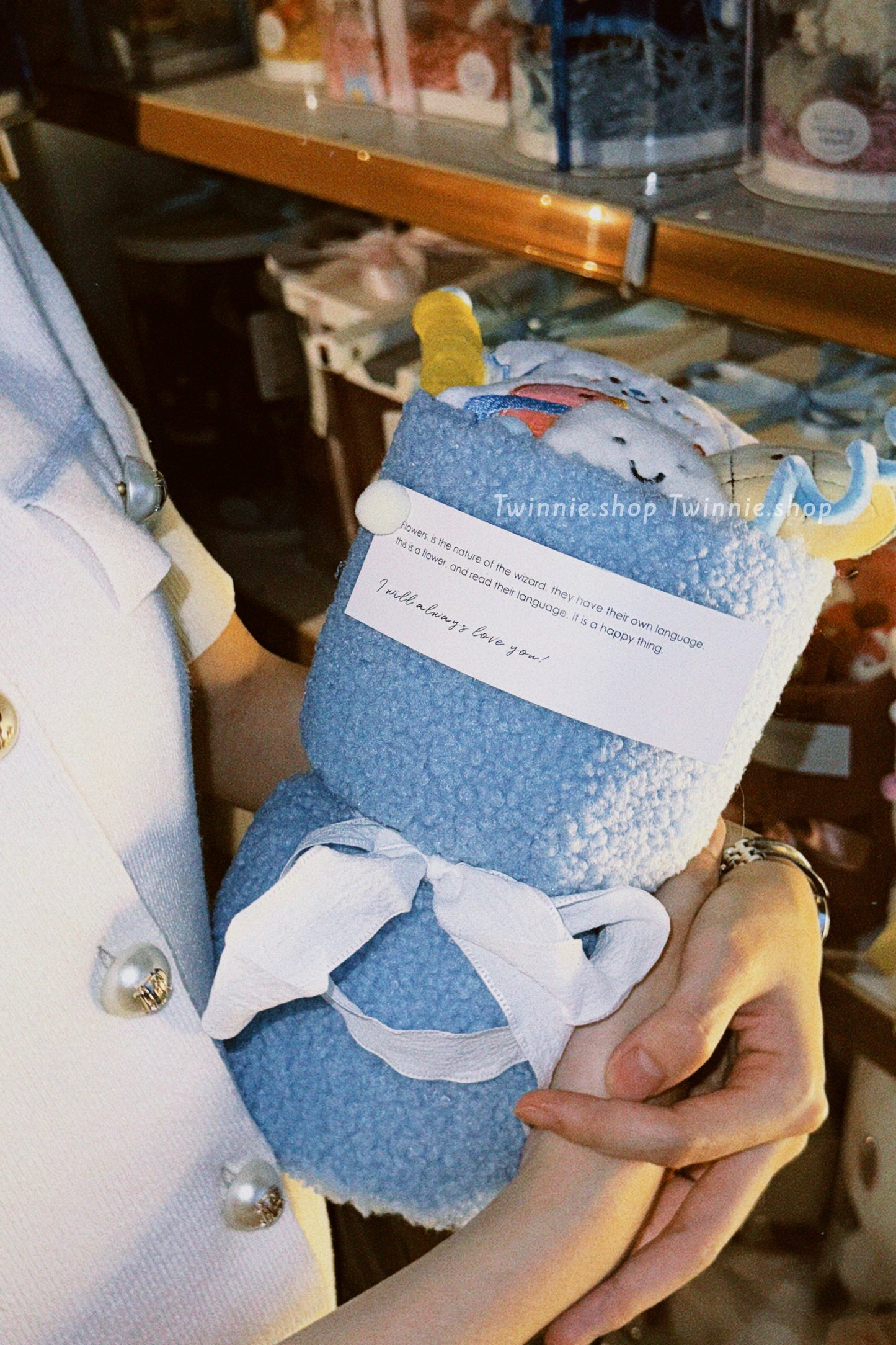 FW | Blue puppy flower bunch