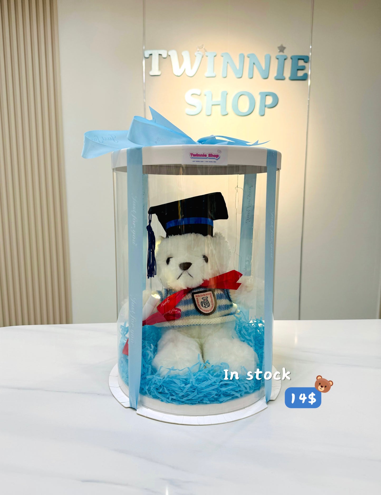 GRA | White bear graduate set