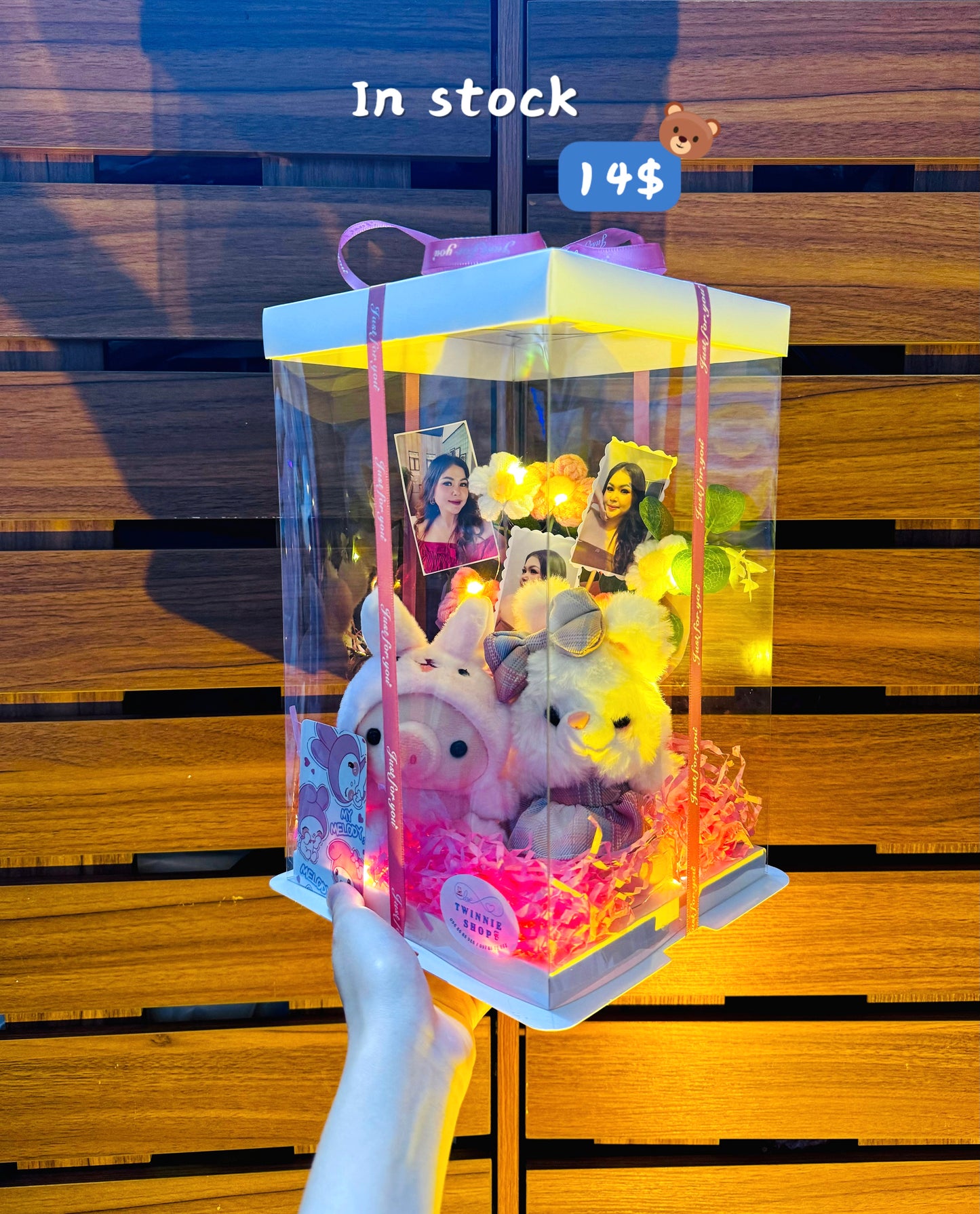 KCB | Couple keychain photo flower box