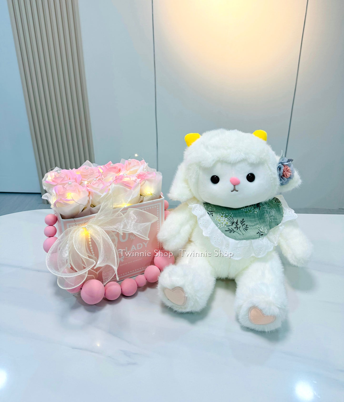 TDFW | Pink sheep rose set
