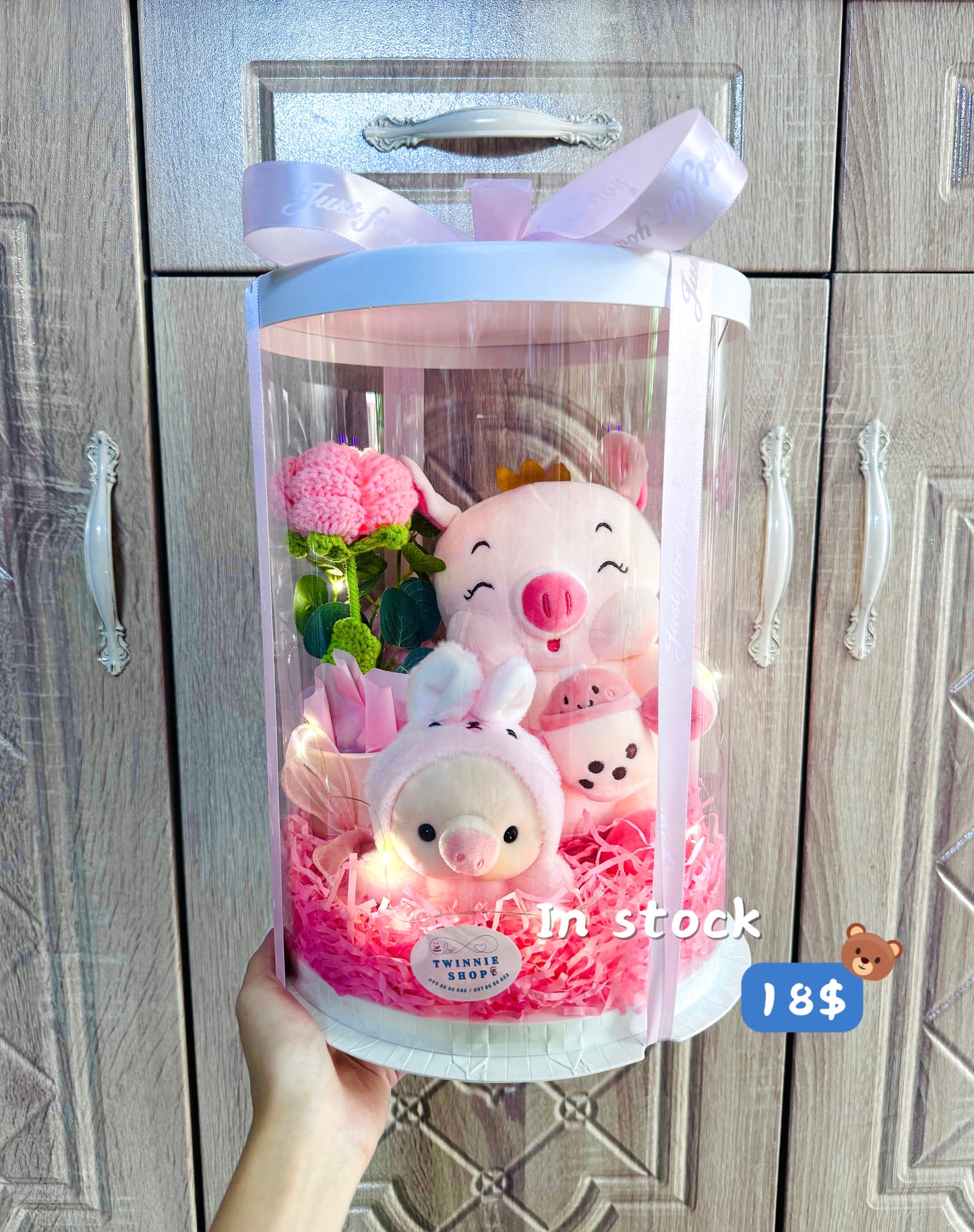 HB16 | Milk queen pig keychain set