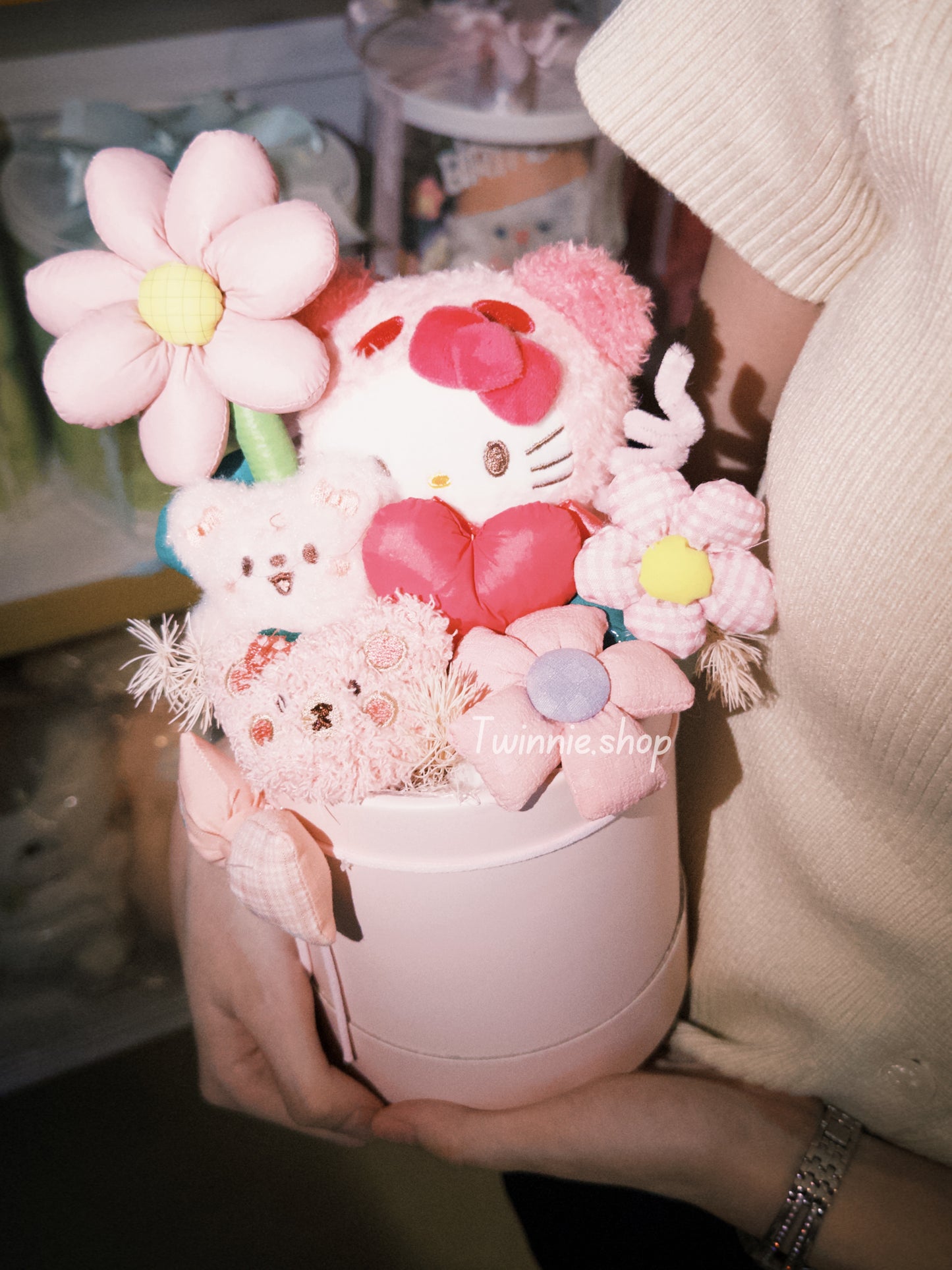 FW | Kitty flower bunch