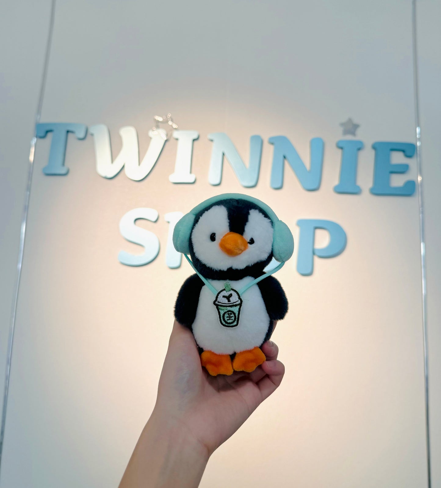 KEY | EarPod Penguin keychain