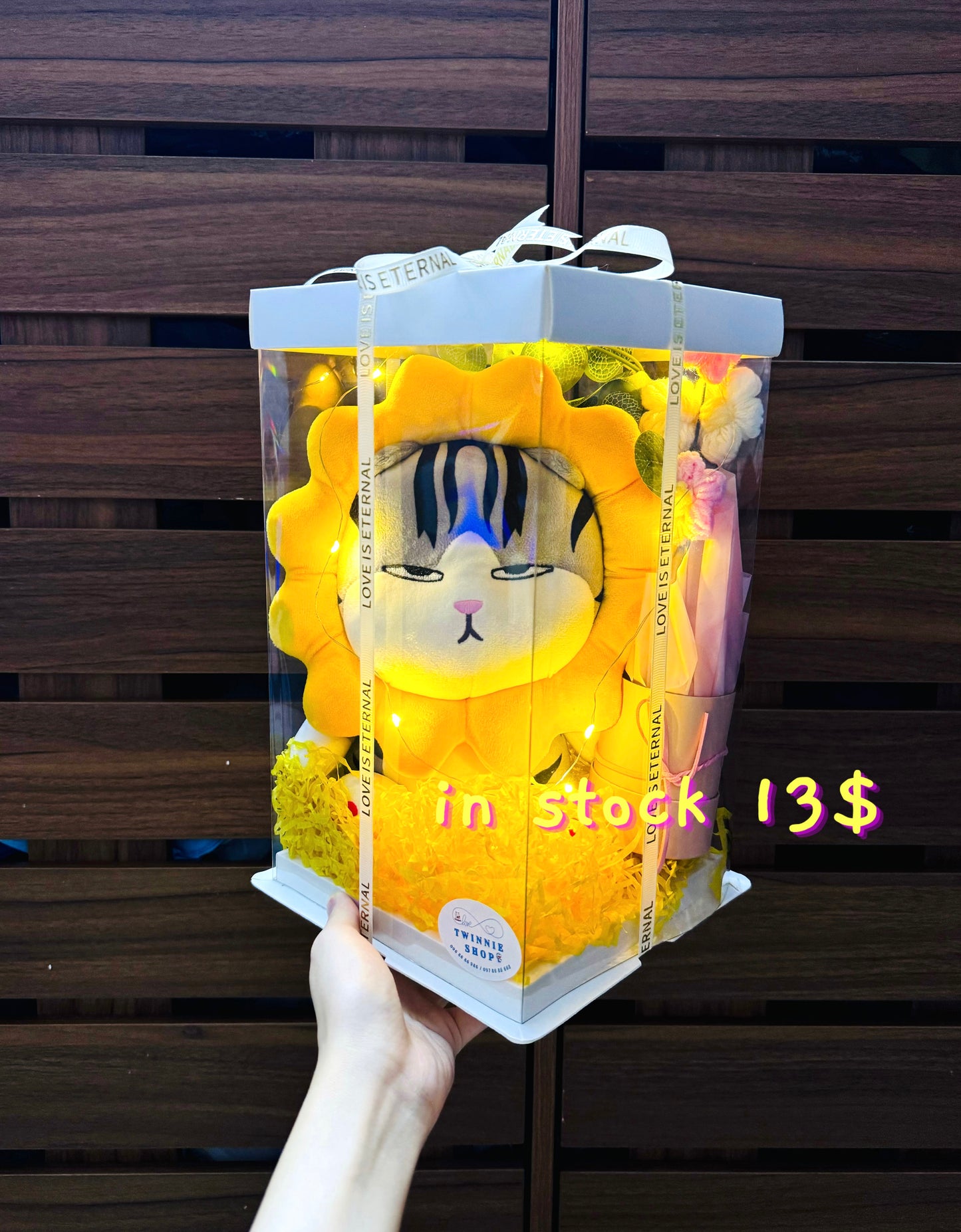 SRBFW | Cat flower box