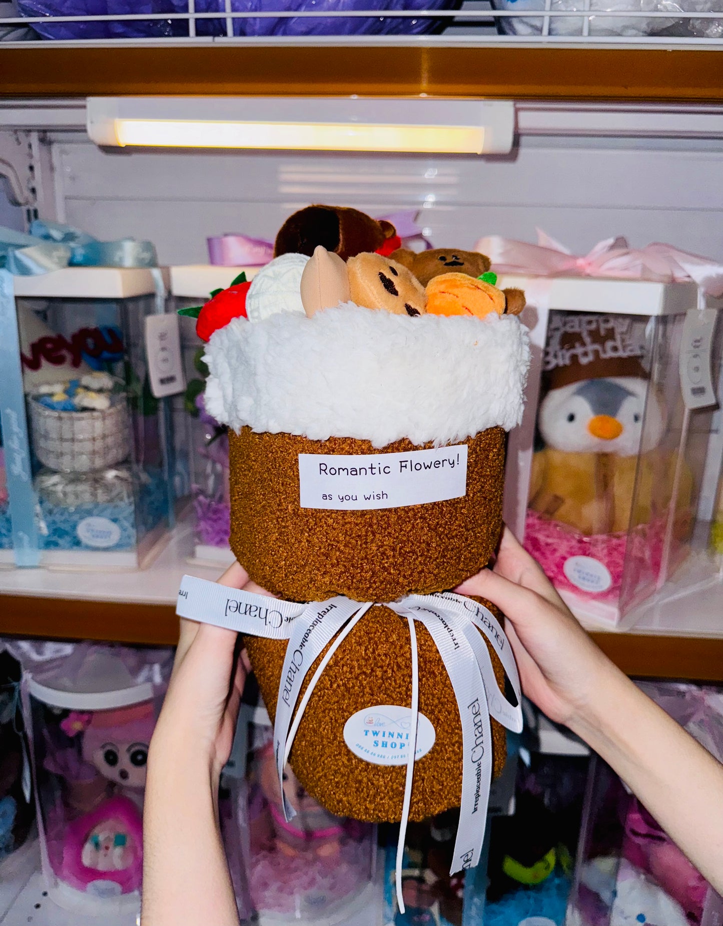 FW | Capybara flower bunch