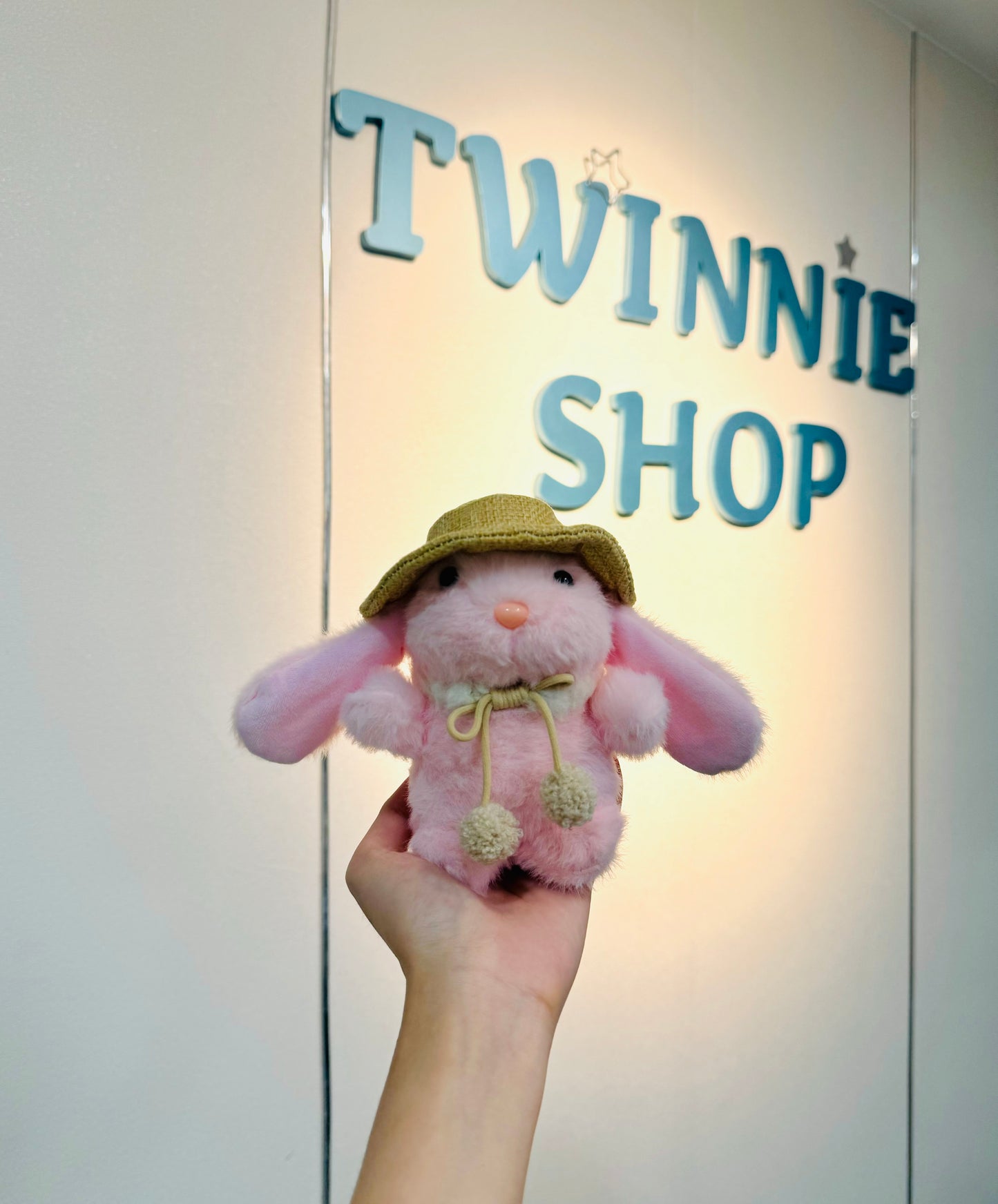 Mg | Hat rabbit keychain