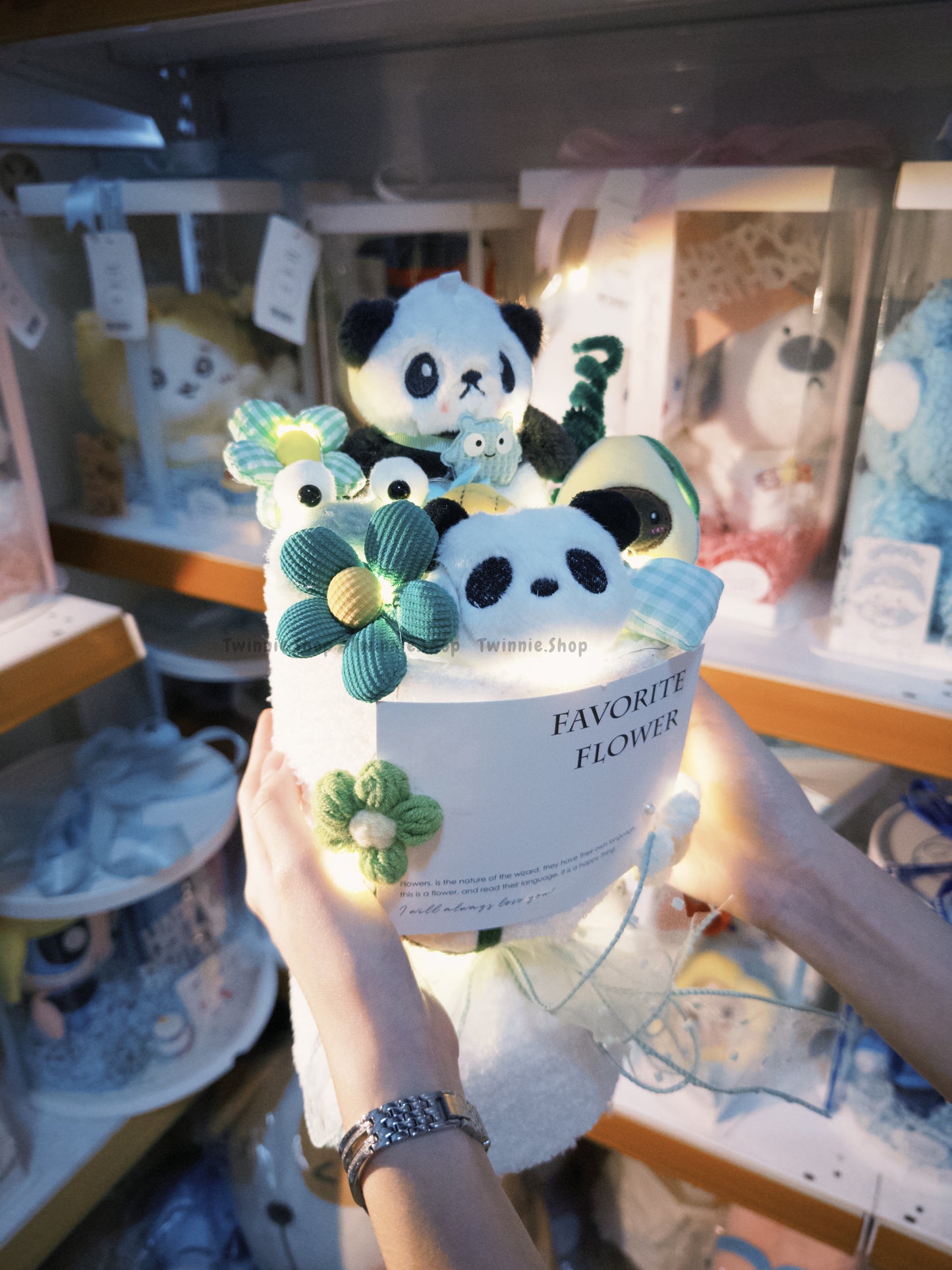 FW | Panda flower bunch