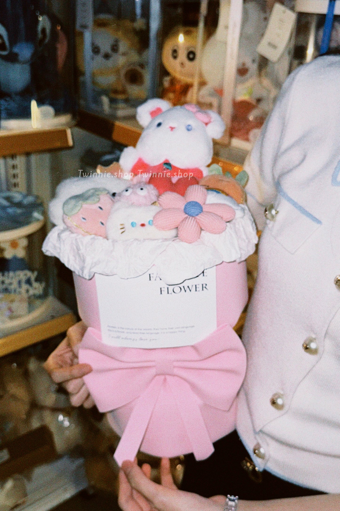 FW | Pink bear flower bunch