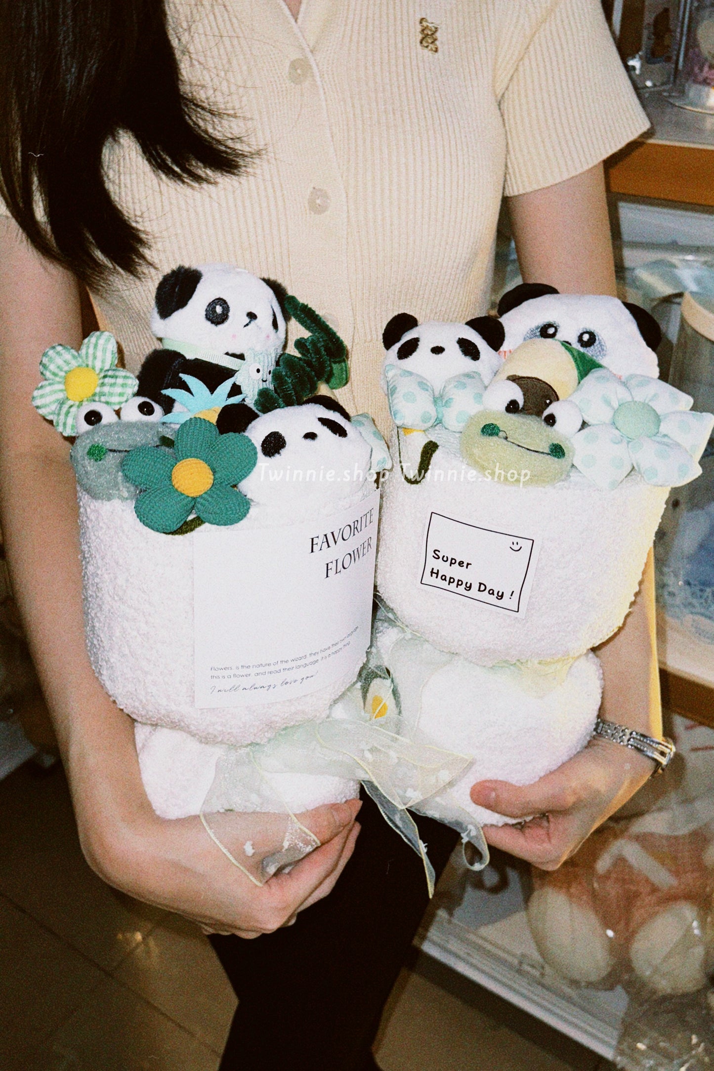 FW | Panda flower bunch