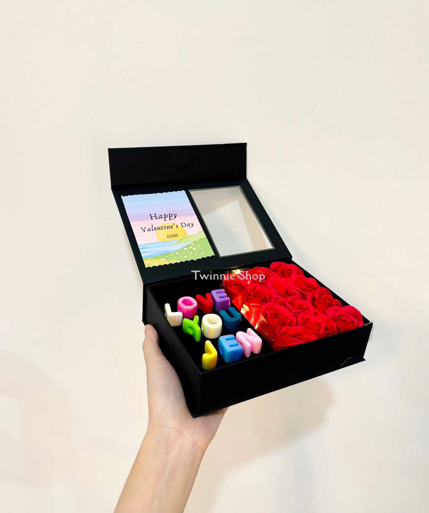 FWB | Red rose photo name box