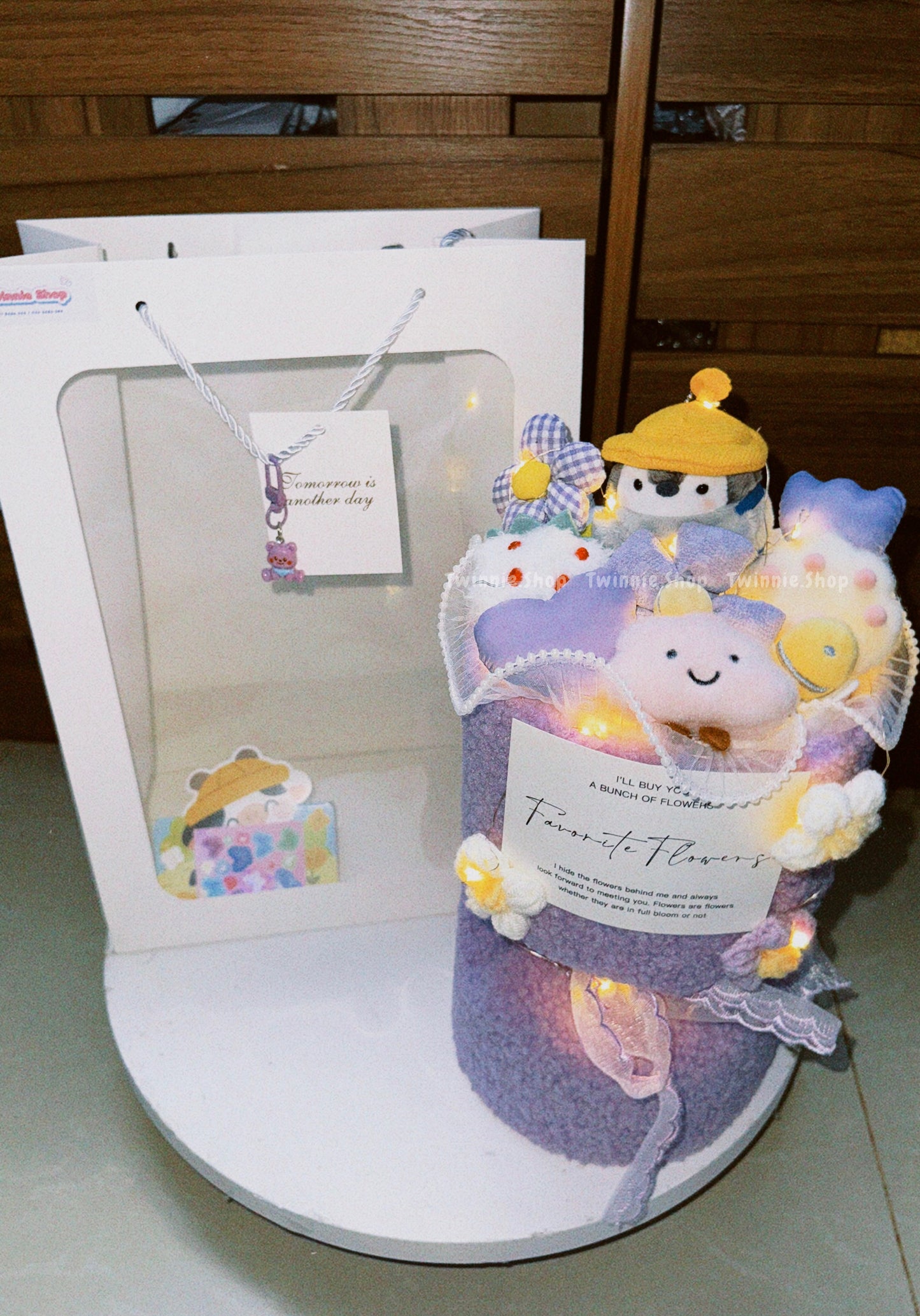 FW | Penguin flower bunch