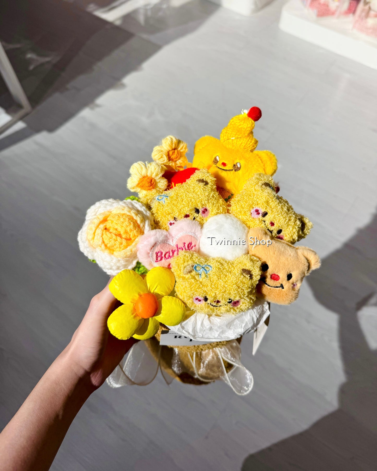 FW | Butterbear flower bunch