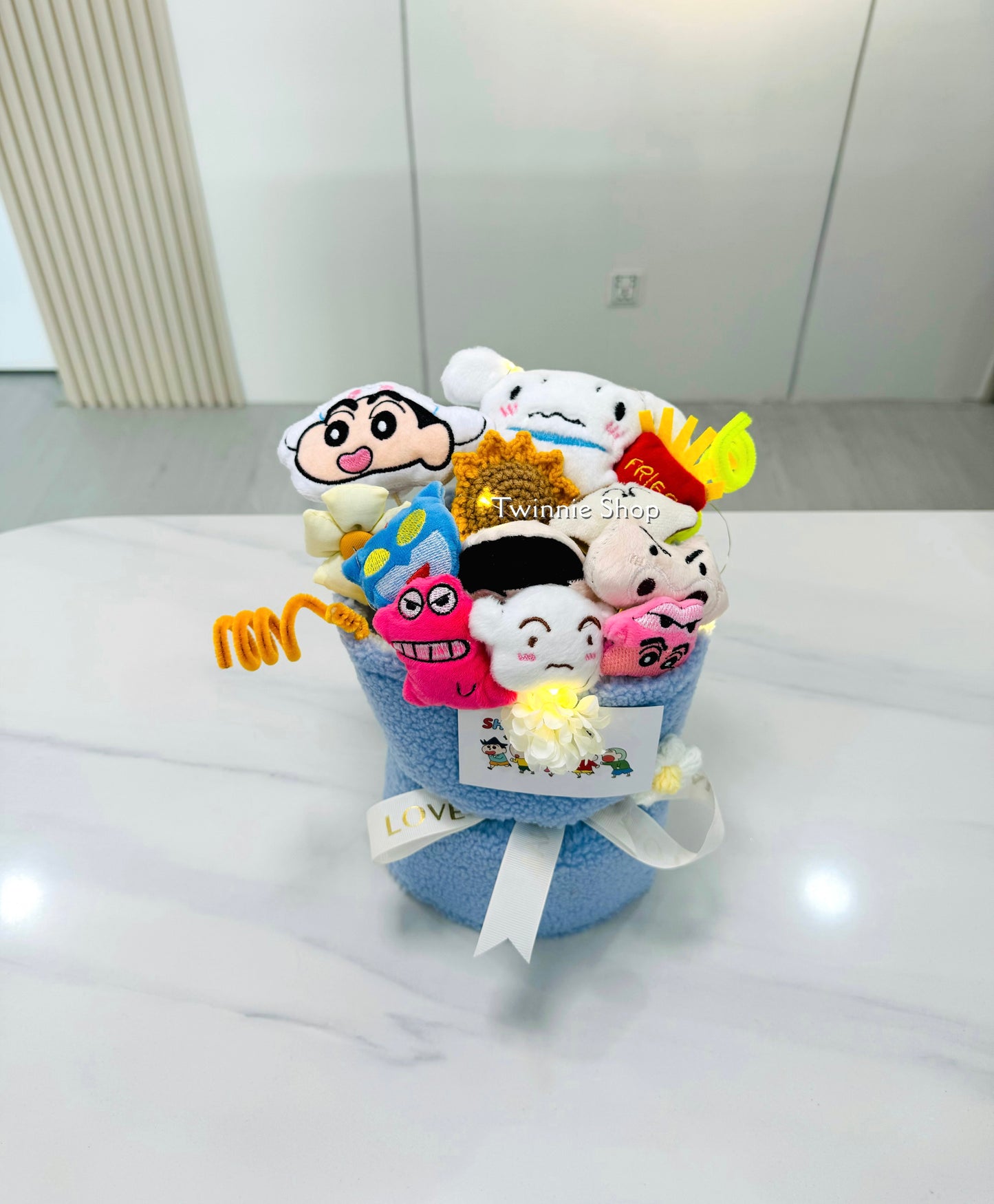 FW | ShinChan flower bunch