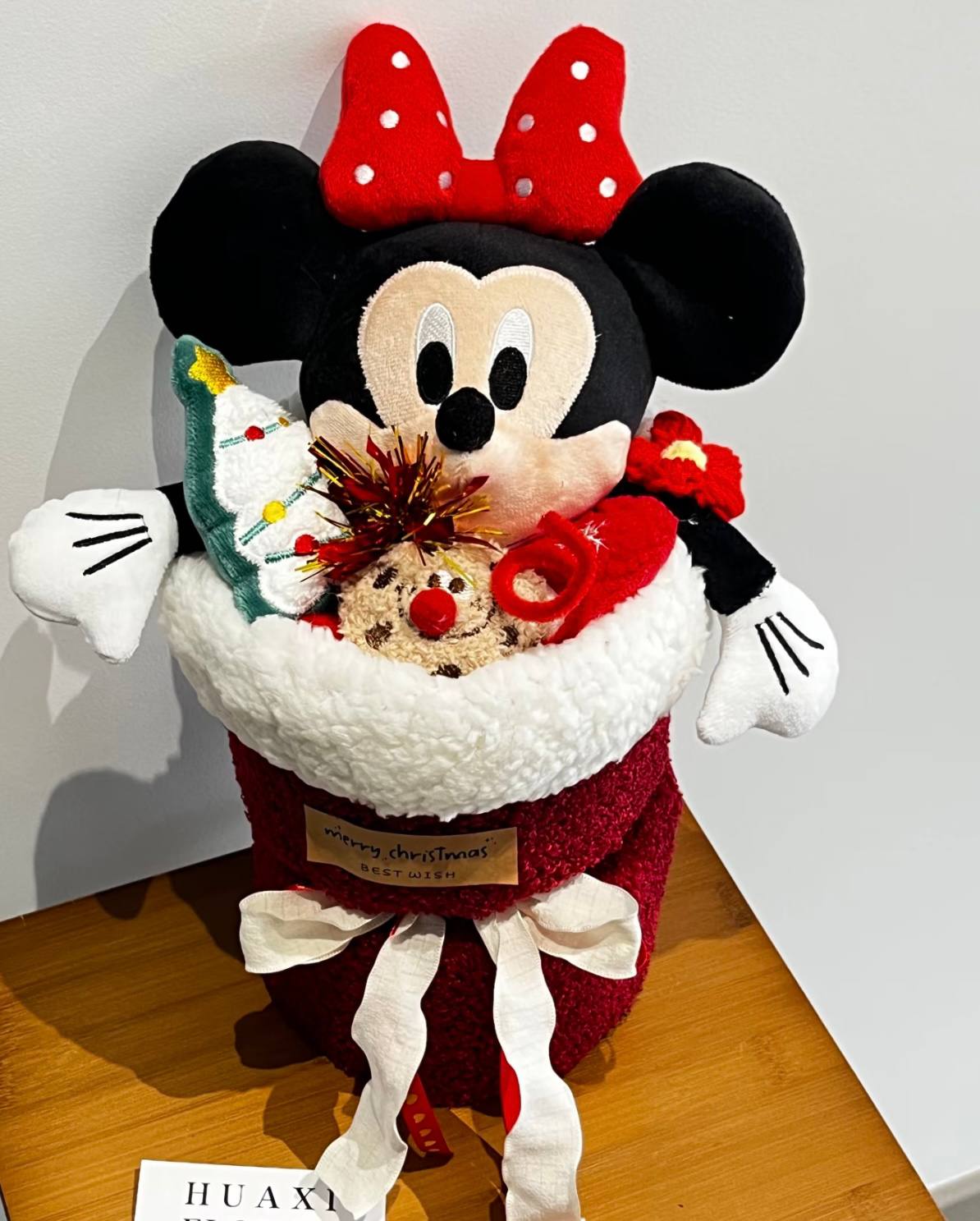 FW | Mickey Mouse flower