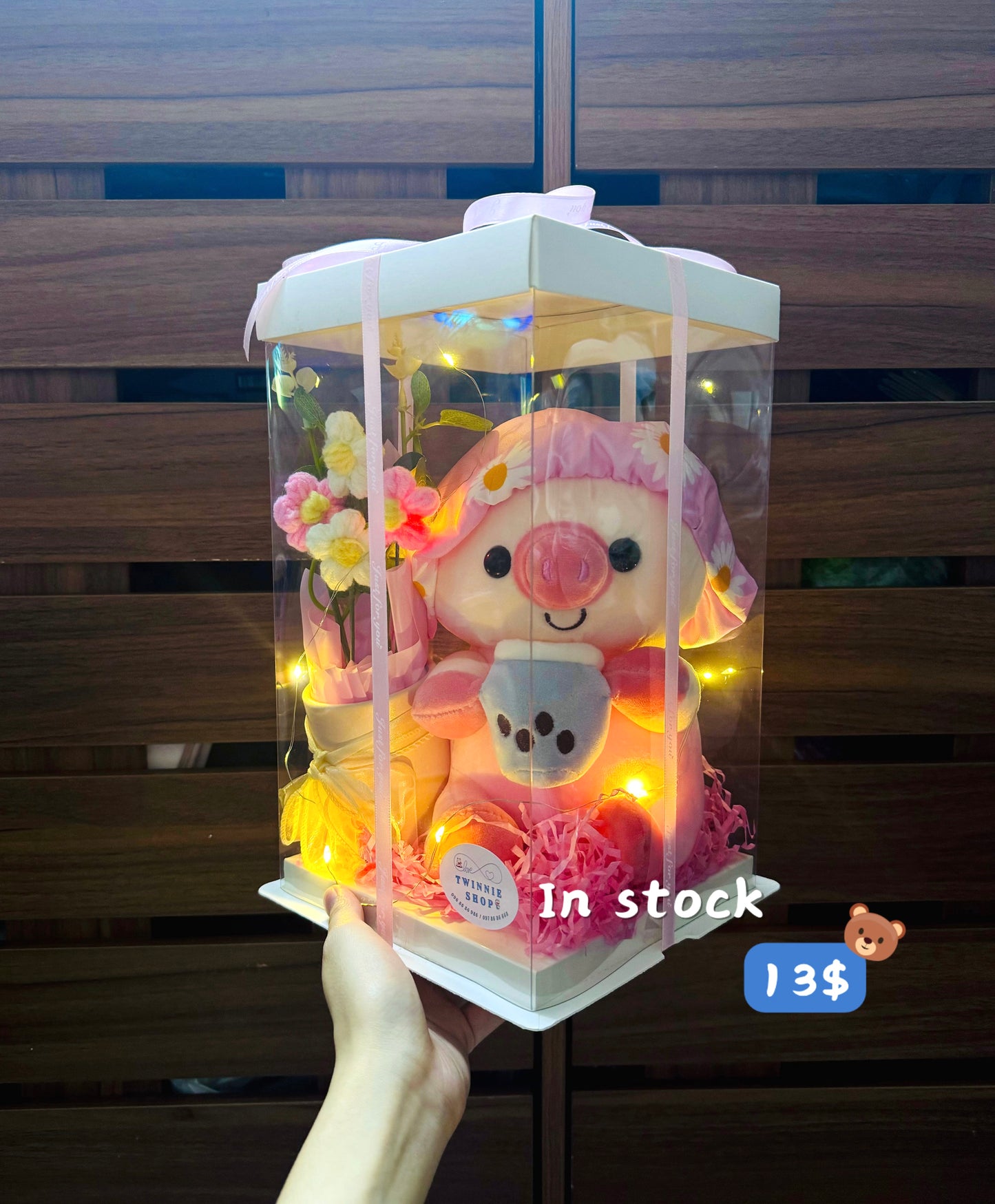 SRBFW | Milk tea pig flower box