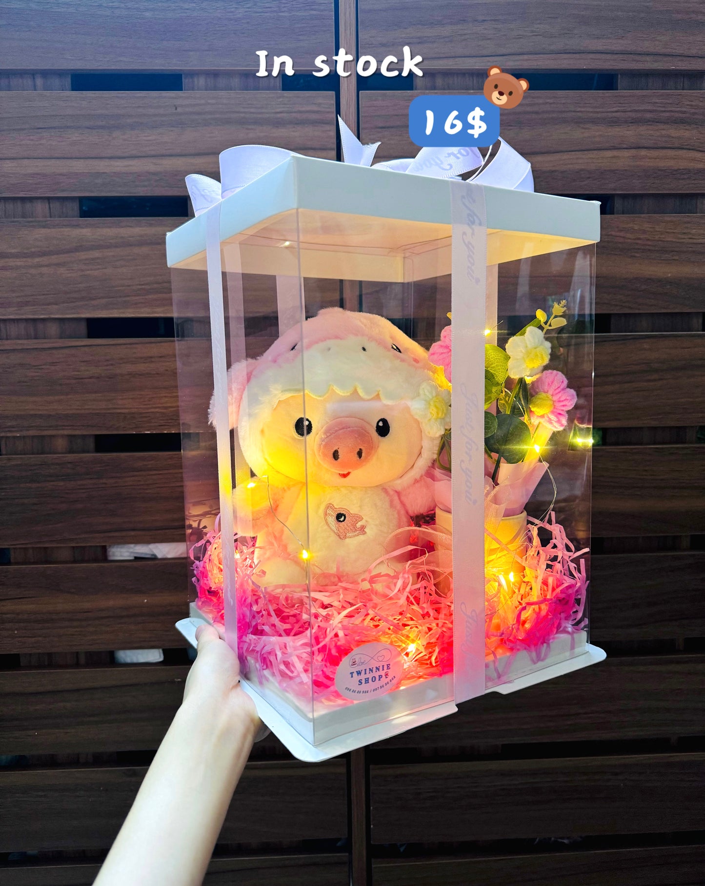SRBFW | Shark pig flower set