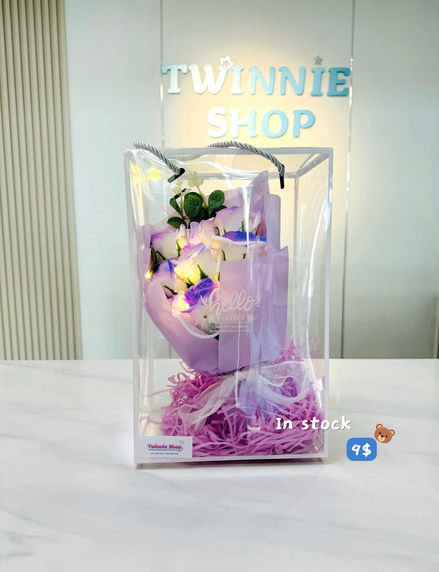 FW | Artificial rose gift box