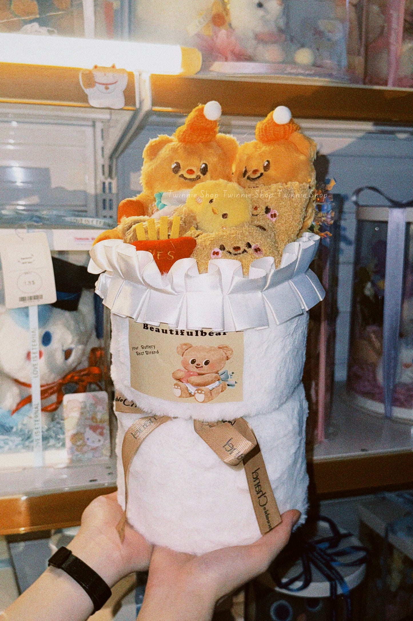 FW | Butterbear flower bunch