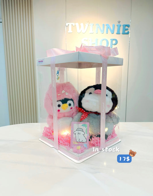 CPB | Penguin couple set