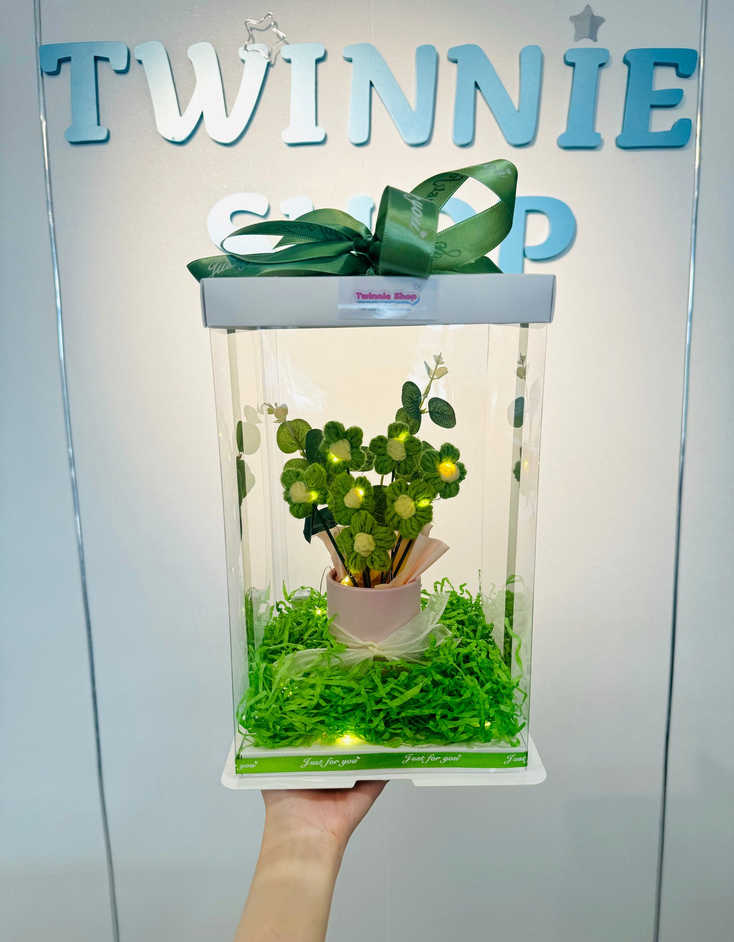 FWB | Green Daisy gift box