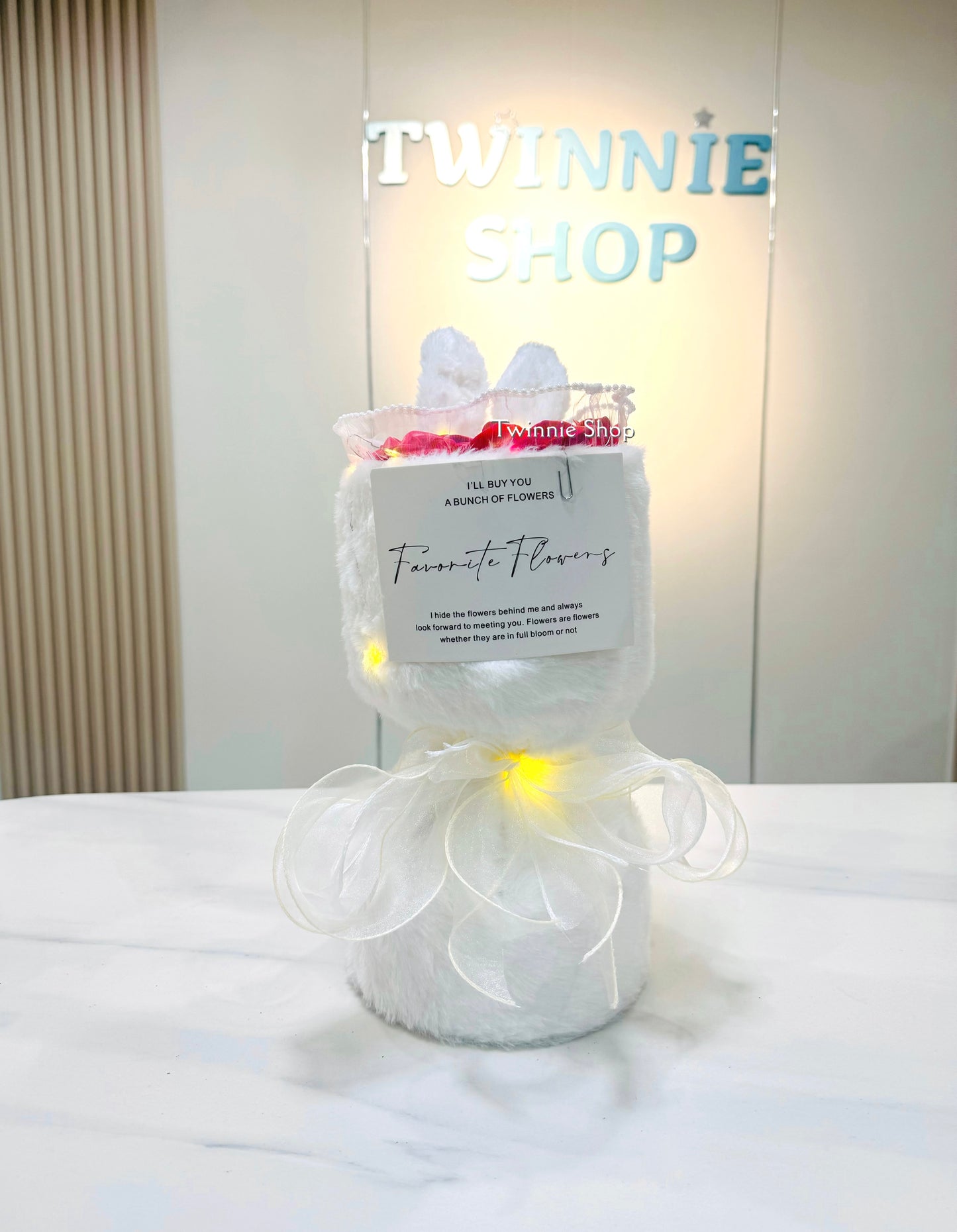 FW | Rose rabbit flower bunch