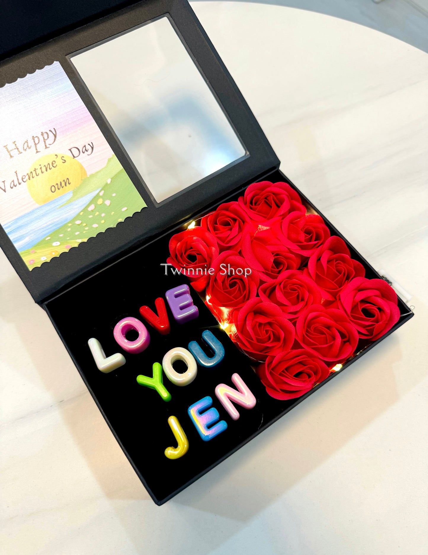 FWB | Red rose photo name box