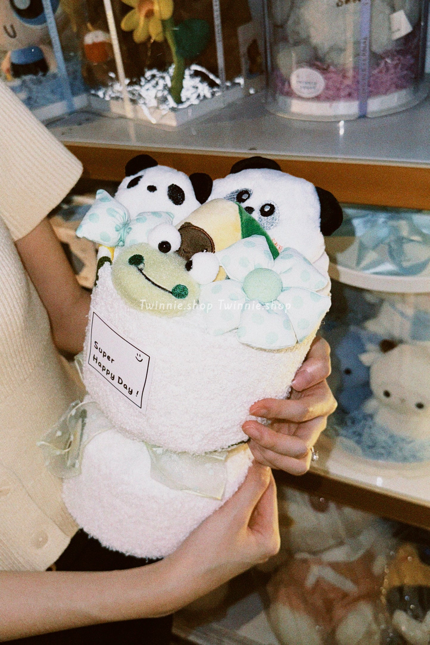 FW | Panda flower bunch