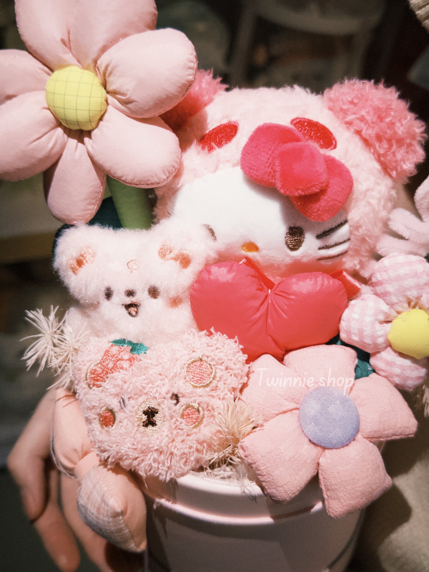 FW | Kitty flower bunch