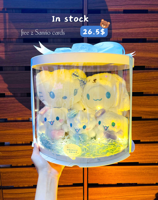 FML | Sanrio family blue box