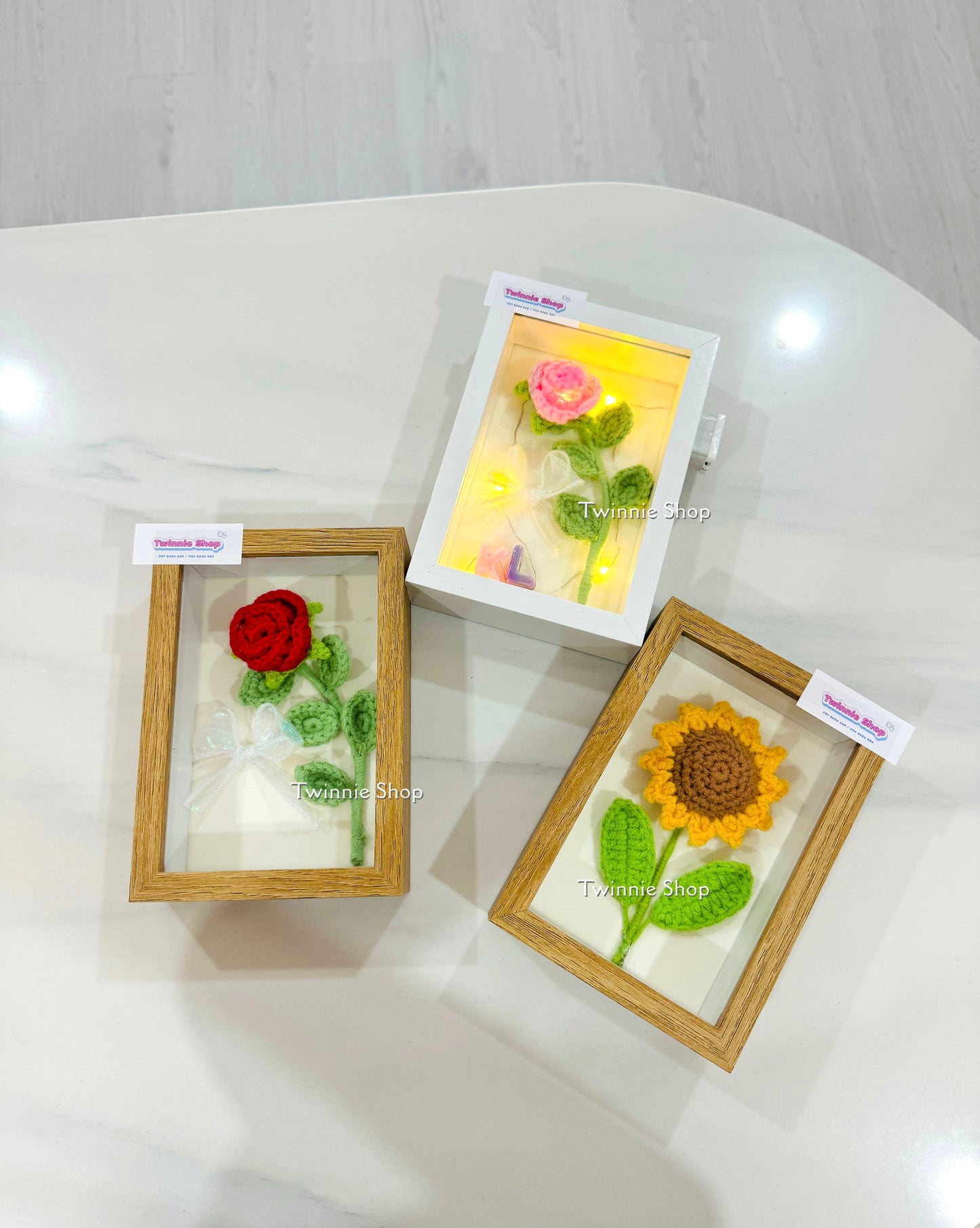 FWB | Crochet flower frame