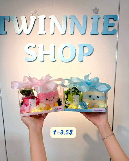 CD | Cake keychain candle set