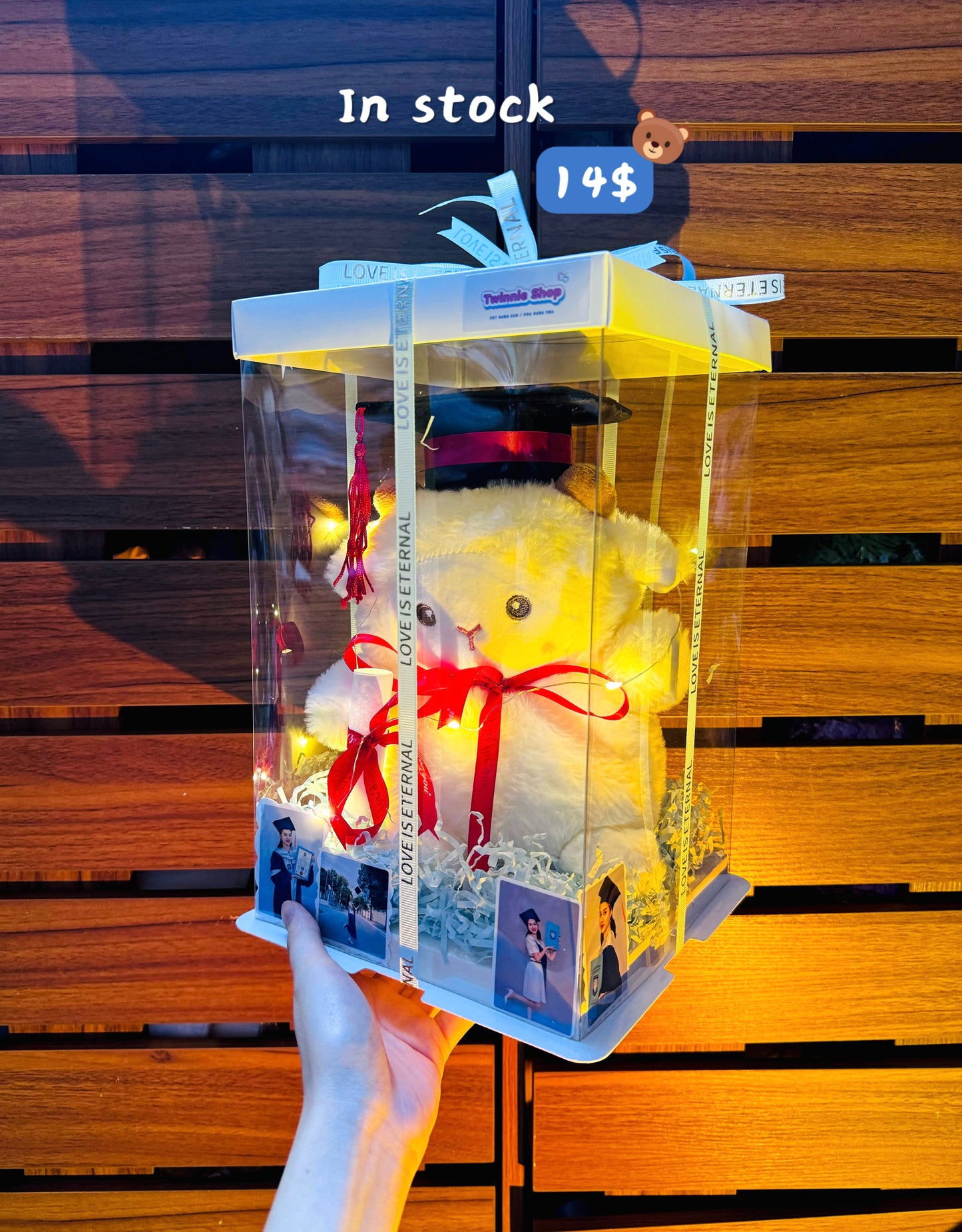 GRA | White sheep graduate set