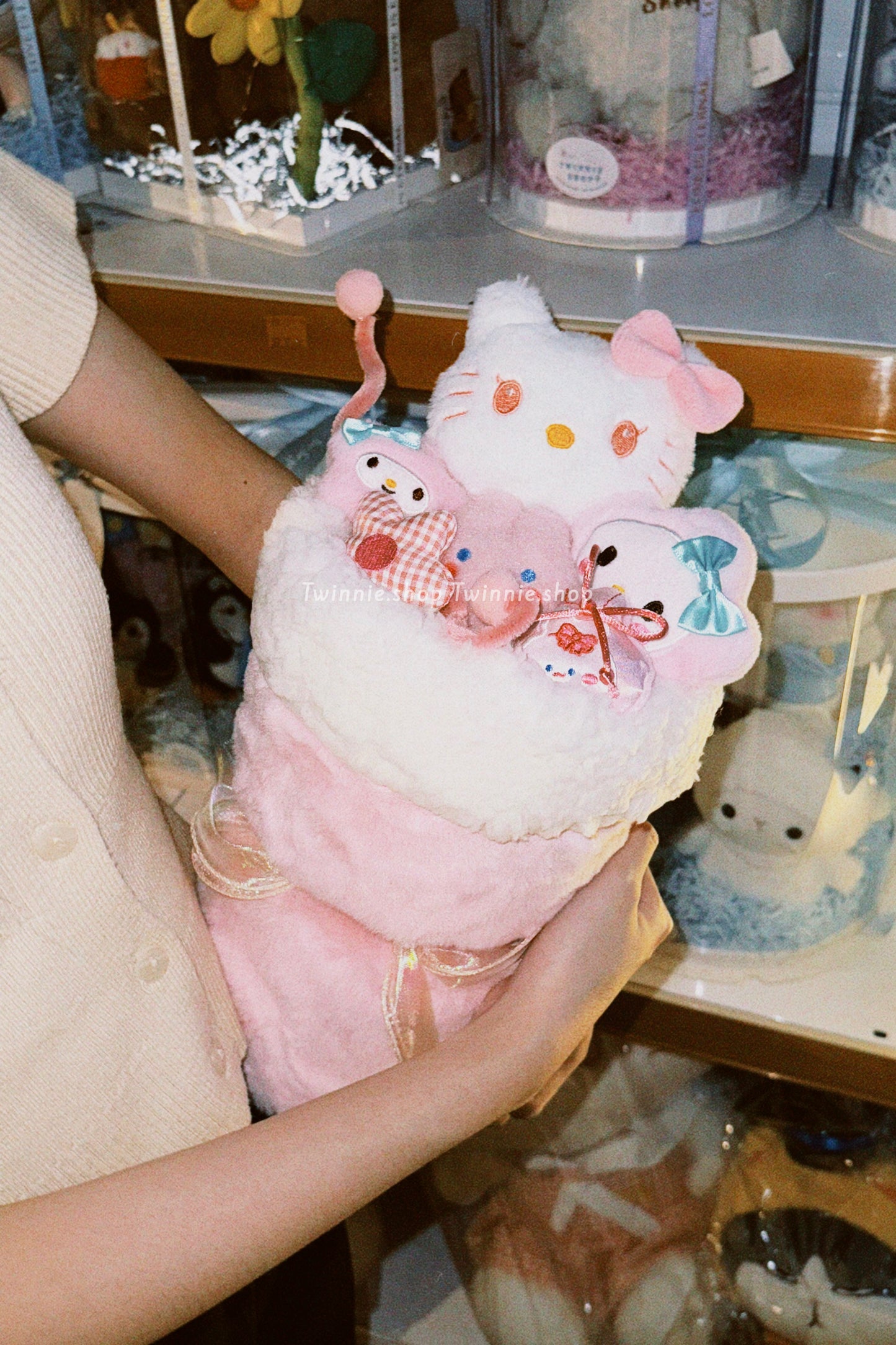 FW | Kitty flower bunch