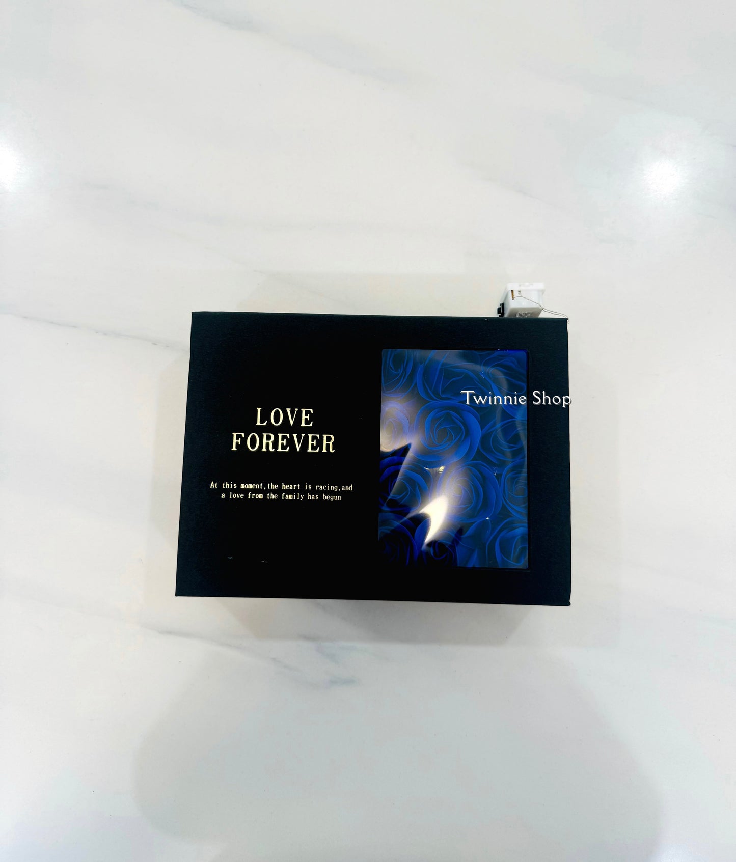 FWB | Blue rose photo name box
