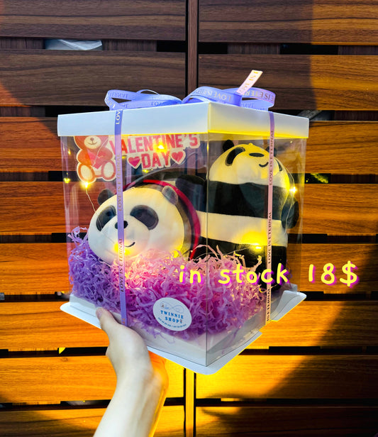 VLT | Panda couple valentine box
