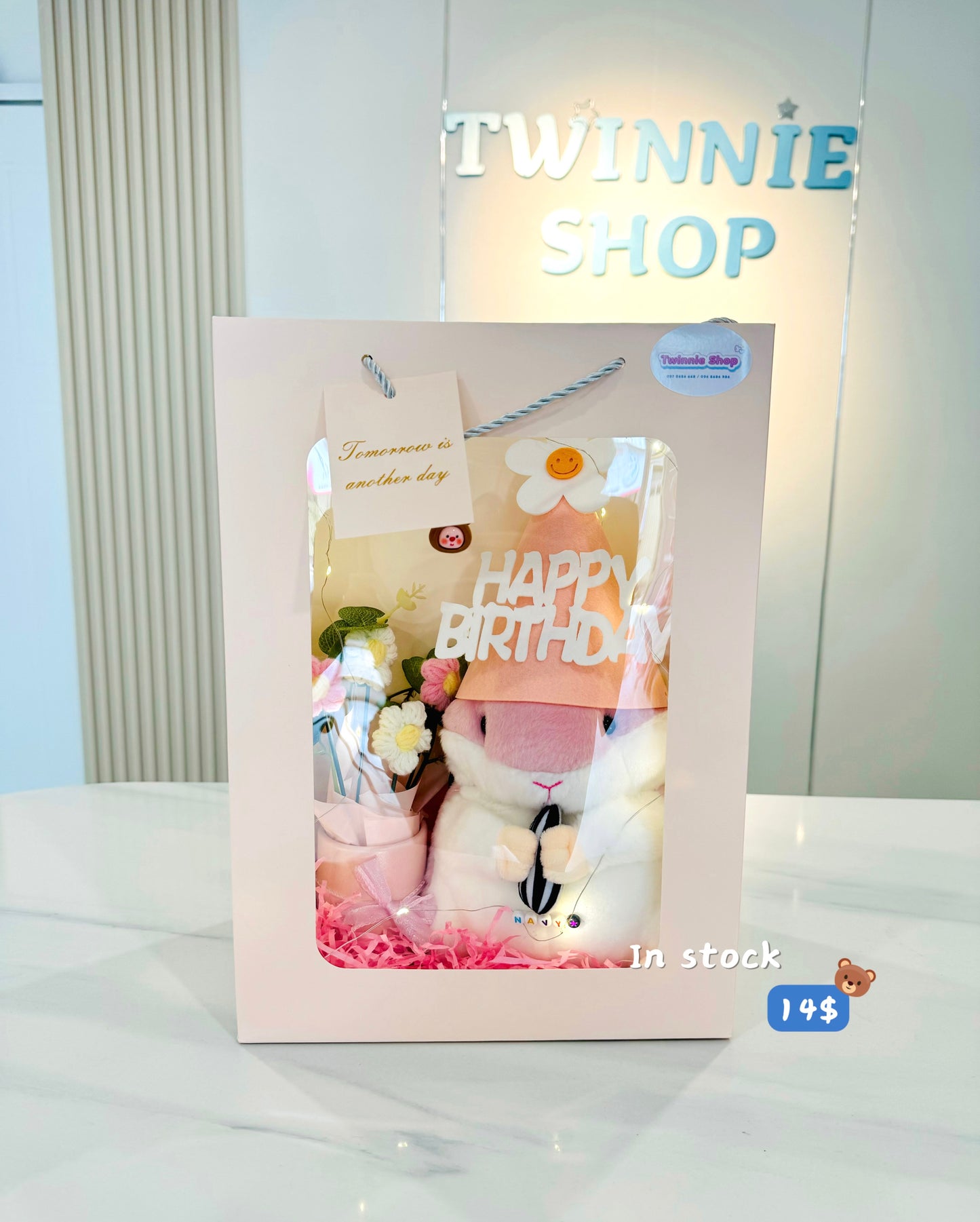 BD16 | Hamster birthday flower gift set