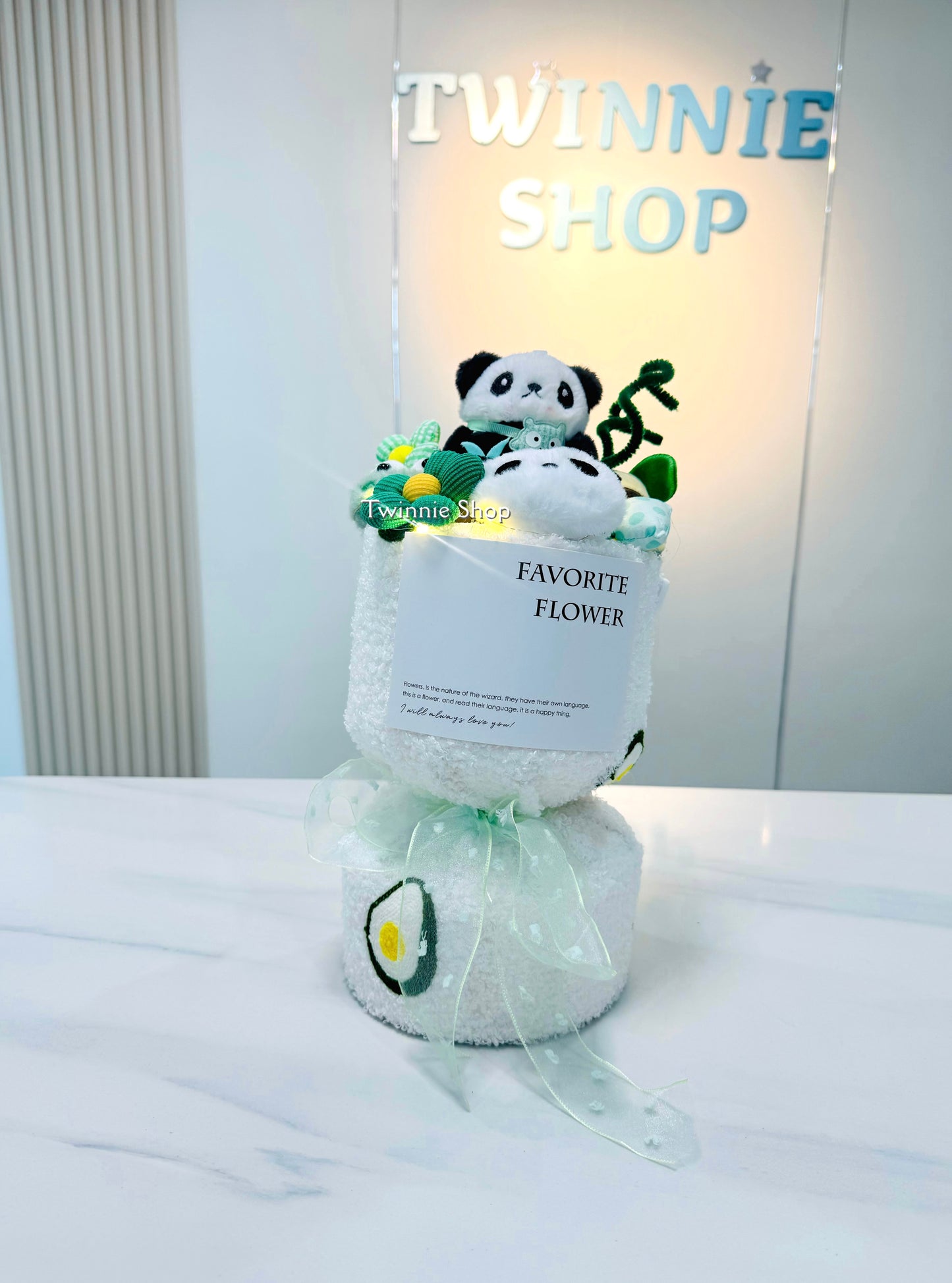 FW | White panda flower bunch
