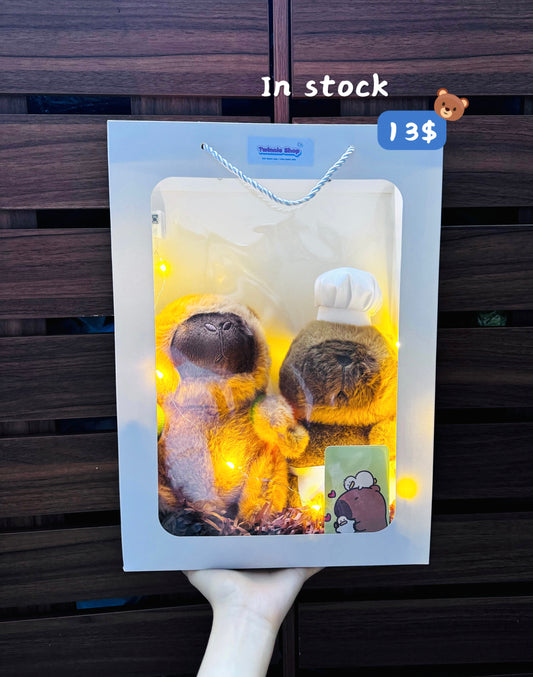 CPB | Capybara couple gift bag