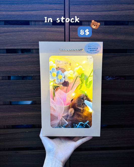 KCB | Capybara flower gift bag