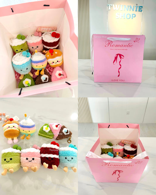 KCB | Cake keychain family set