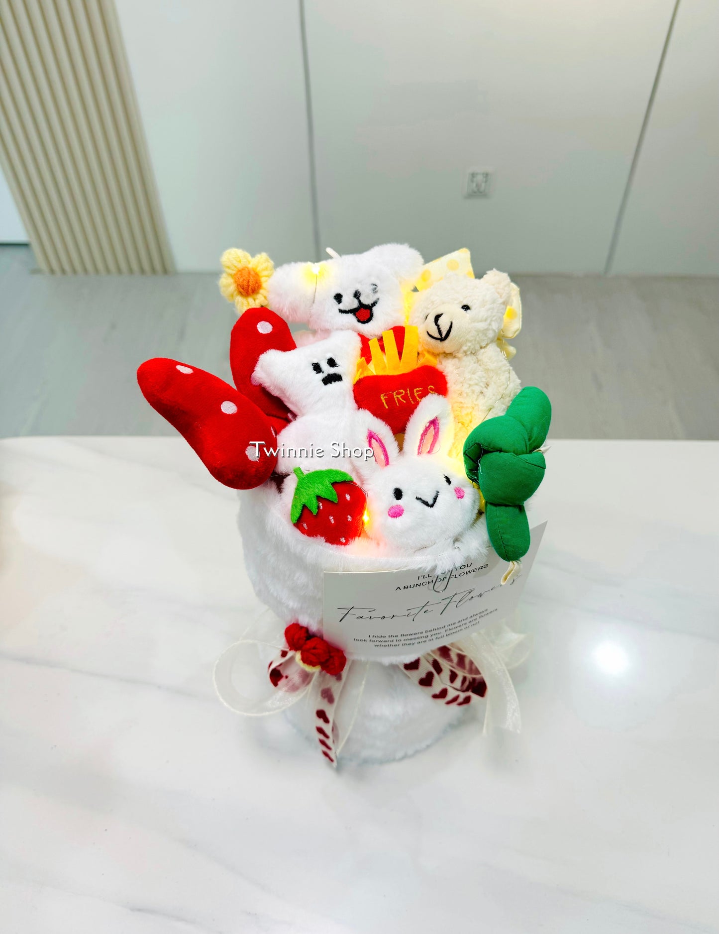 FW | White puppy flower bunch