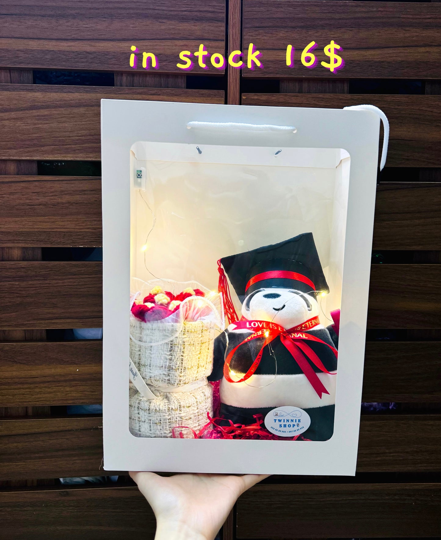 GRA | Panda graduate flower gift bag