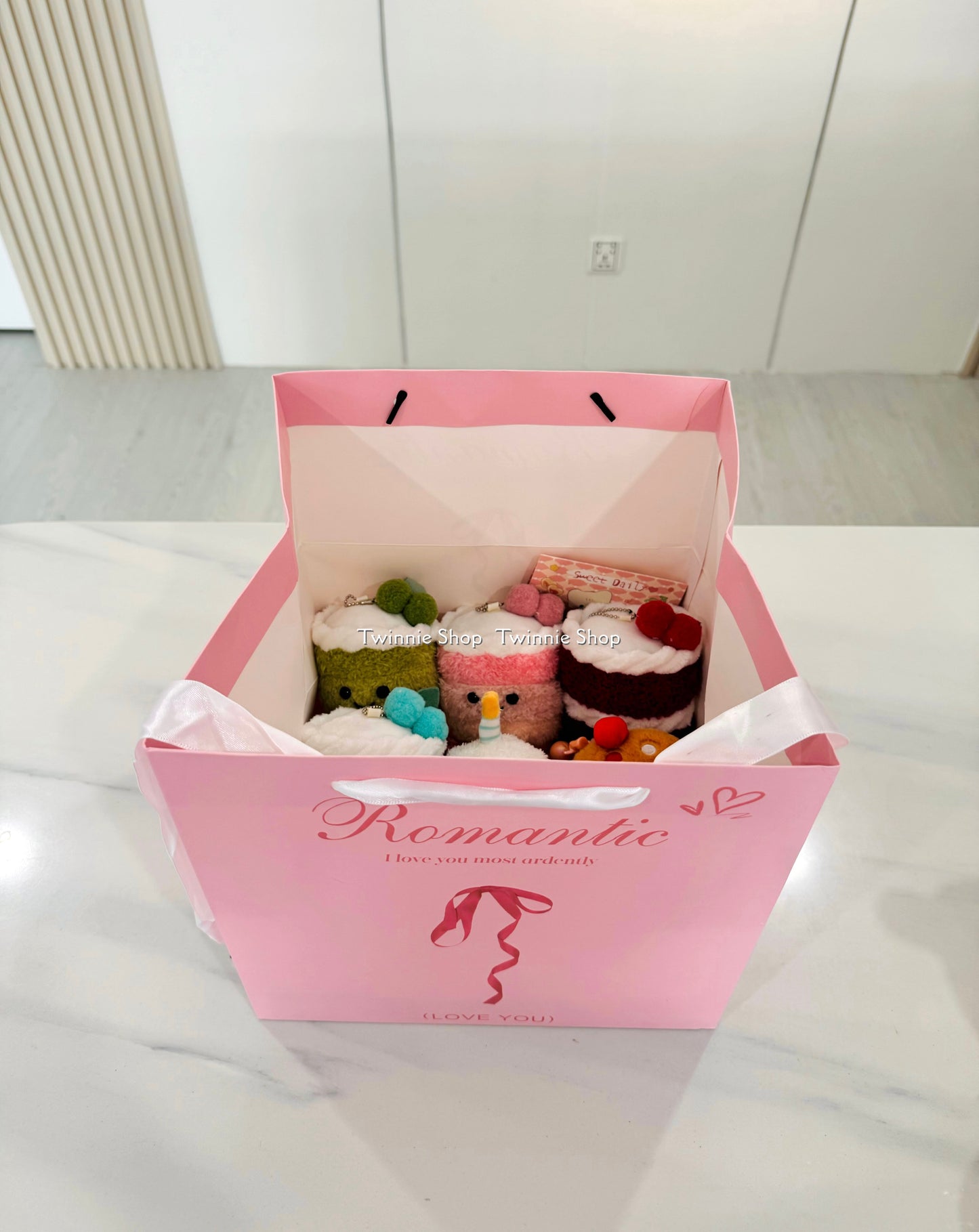 KCB | Cake keychain family set