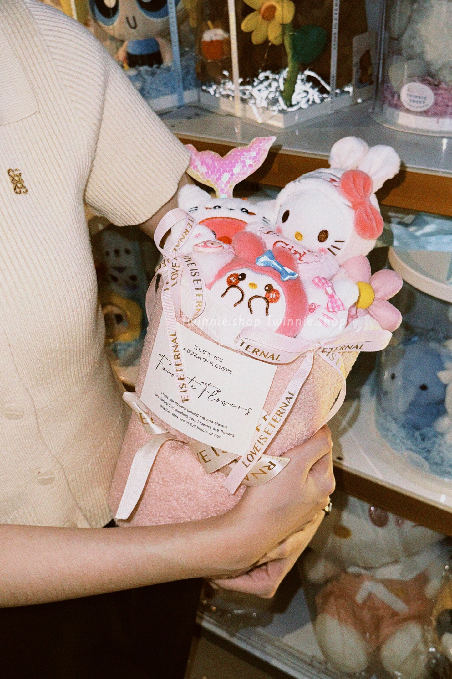 FW | Kitty flower bunch