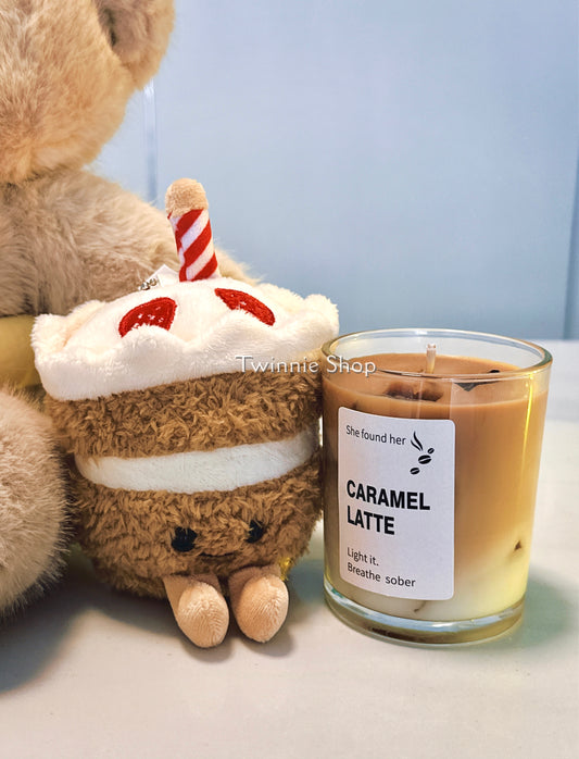 CD | Cake keychain candle set