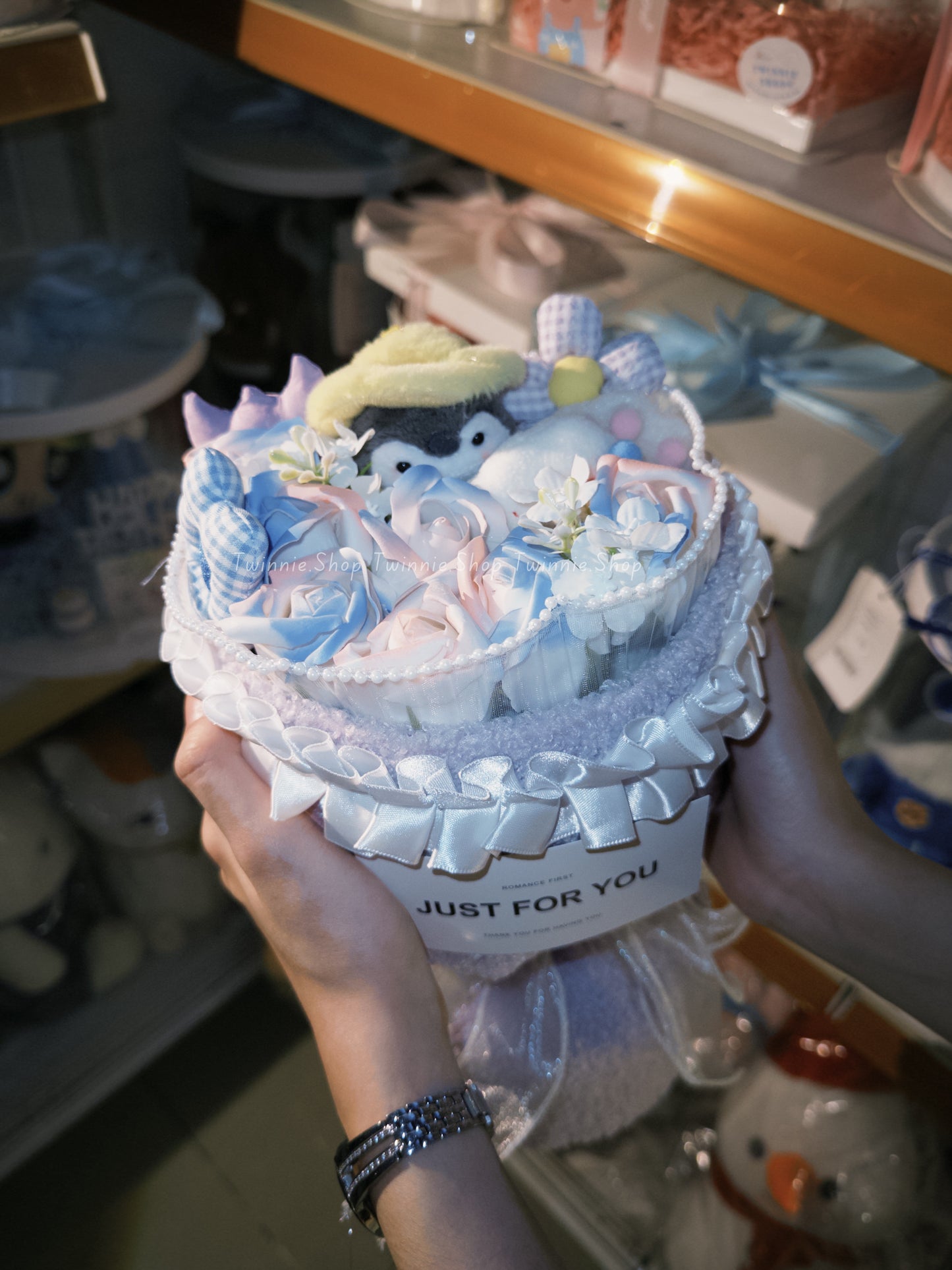 FW | Penguin flower bunch