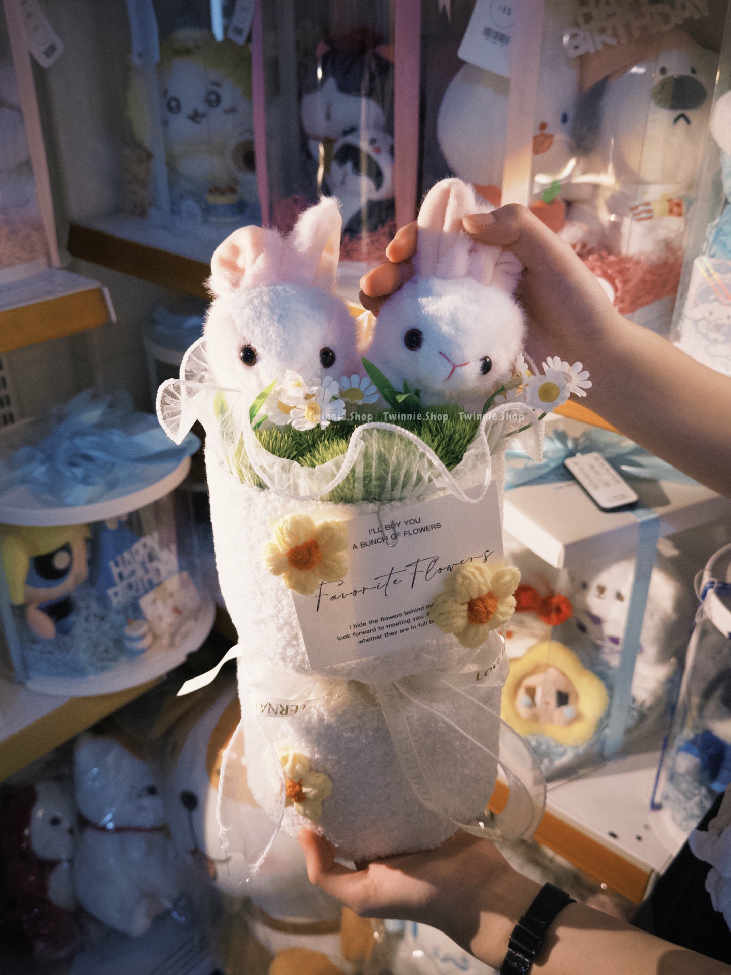 FW | Rabbit couple flower bunch