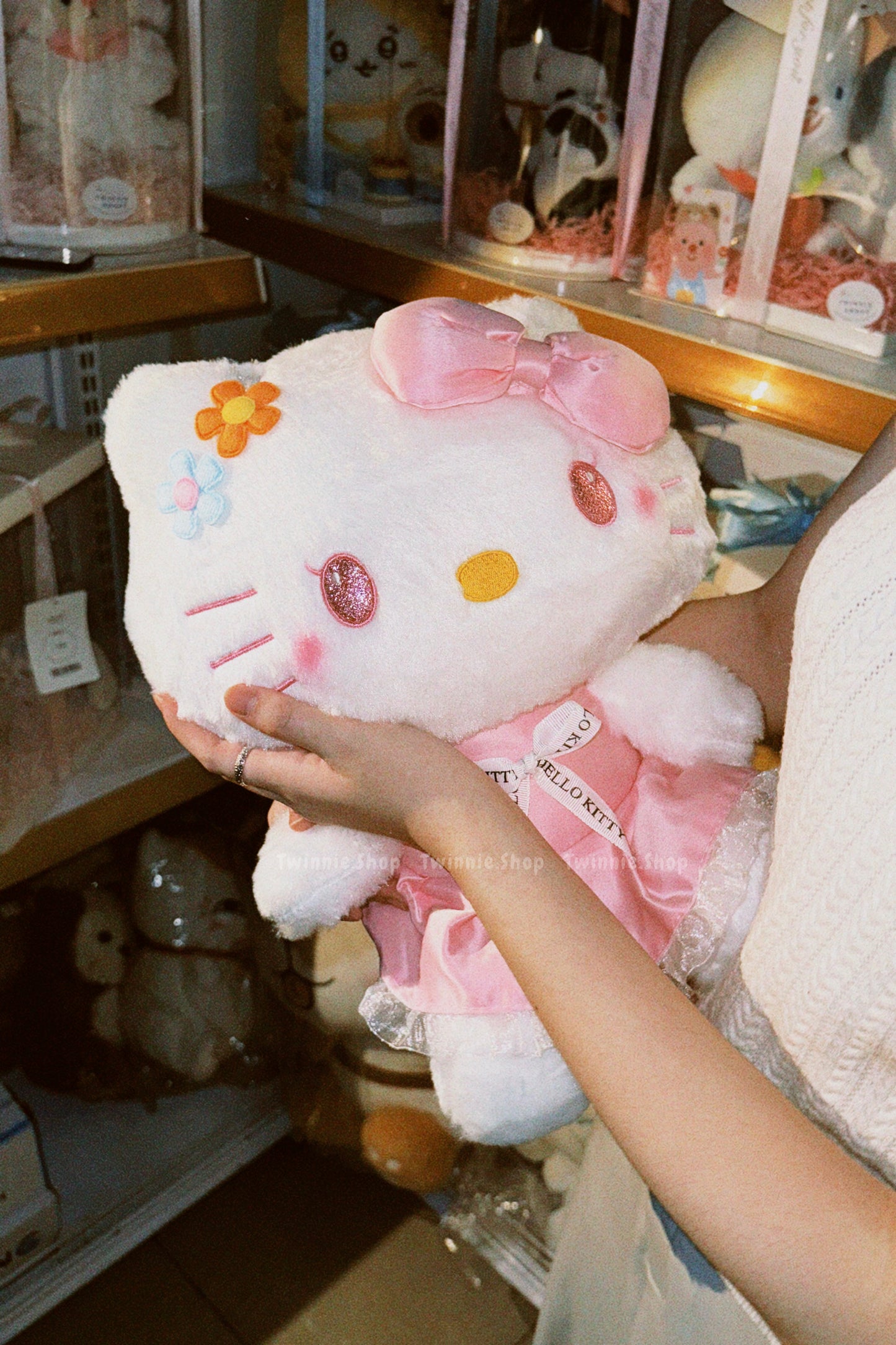 BT | Flower ribbon kitty