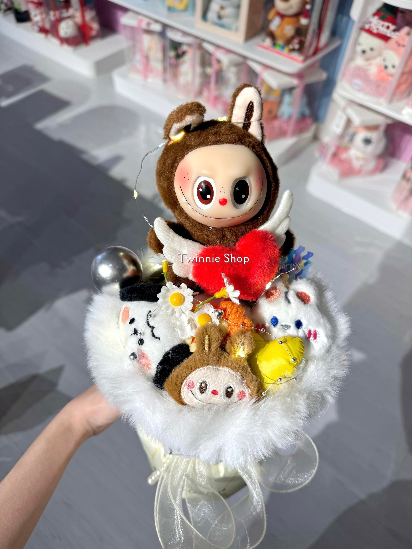 FW | Labubu brown flower bunch